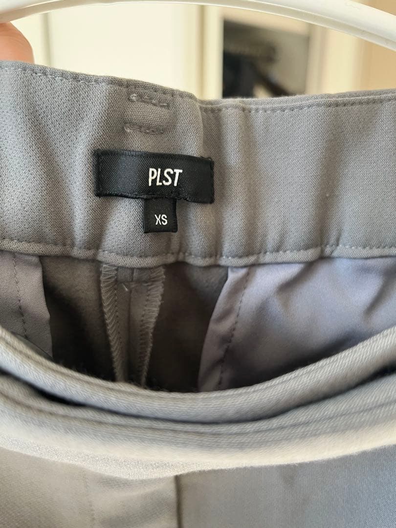 PLST ウォームリザーブ ノーカラージャケット テーパードパンツ