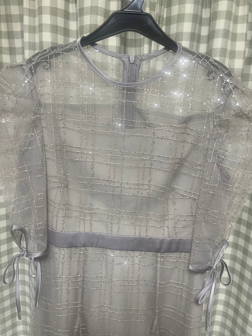 Leja チェック刺繍スパンコールチュール素材袖リボン結婚式 パーティードレス