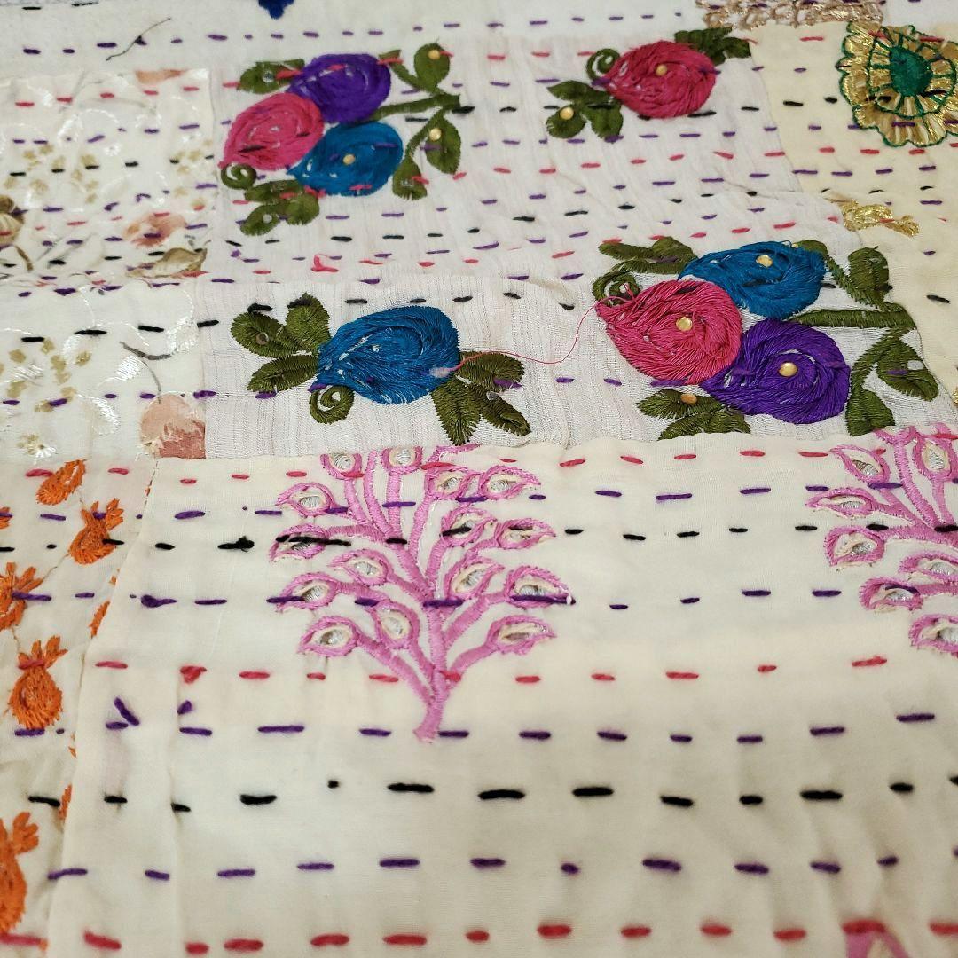 パッチワーク刺繍マルチカバー　ラリーキルト　シングルベッドh