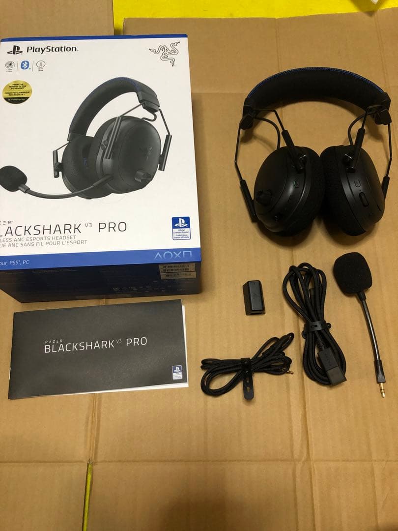 Razer BlackShark V3 Pro超美品　クリスマス限定値下げ