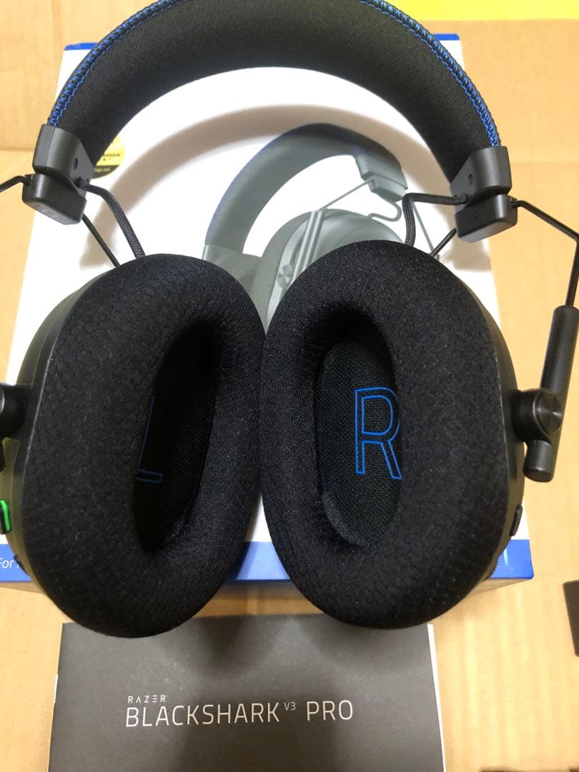 Razer BlackShark V3 Pro超美品　クリスマス限定値下げ