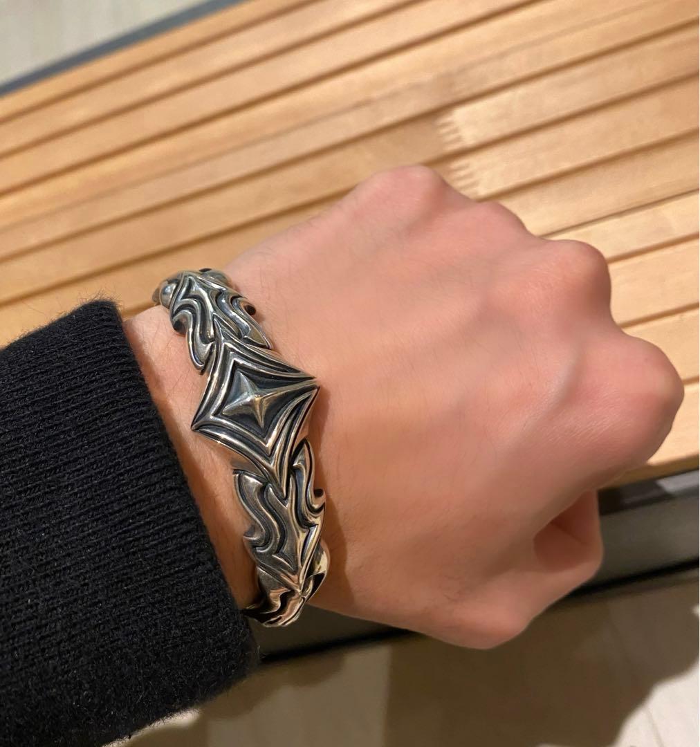重厚シルバーバングル インディアンメキシカンジュエリー好きにもユニセックス