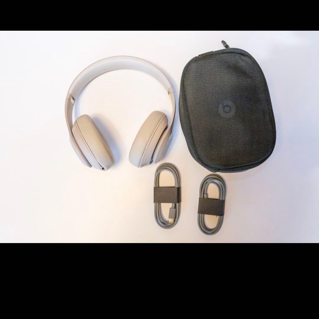 Beats Studio Pro サンドストーン