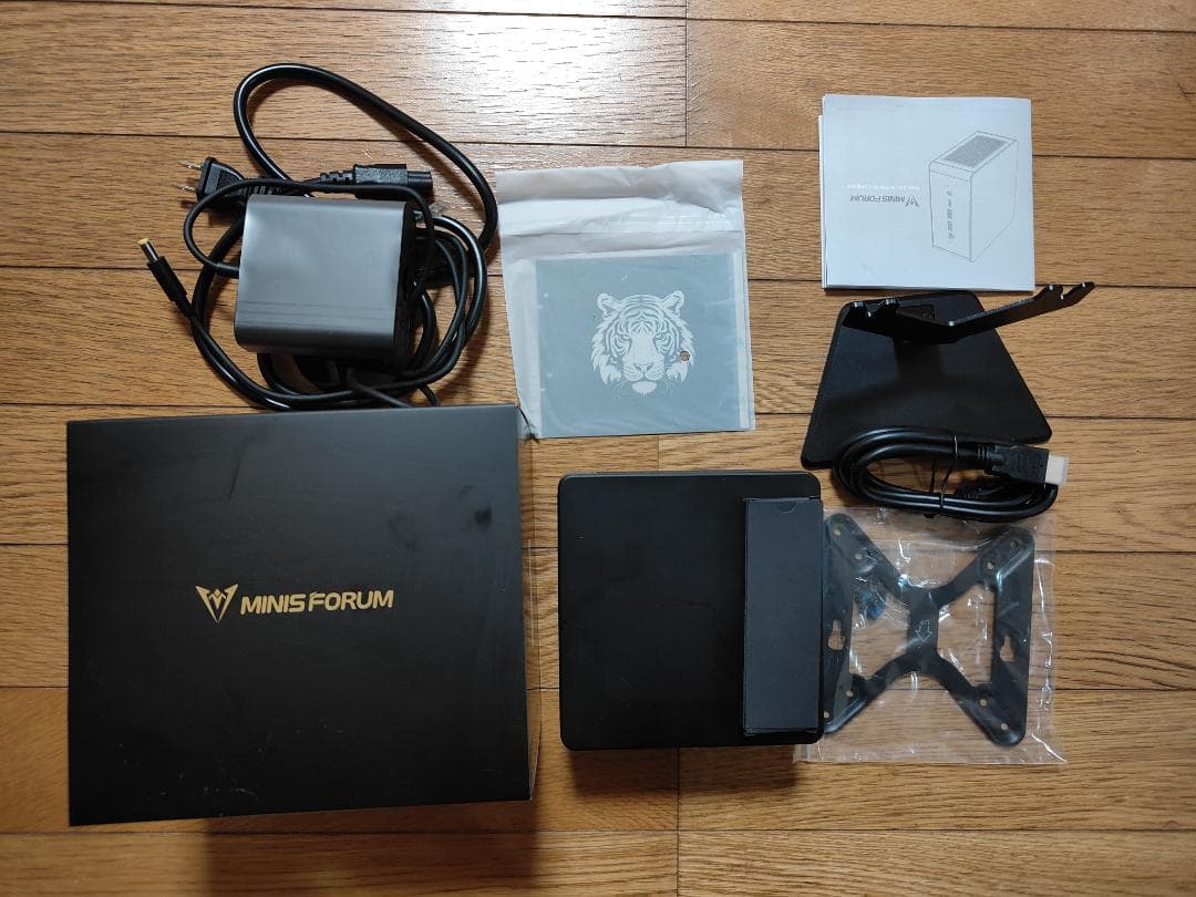 ミニPC Minisforum UM780 XTX