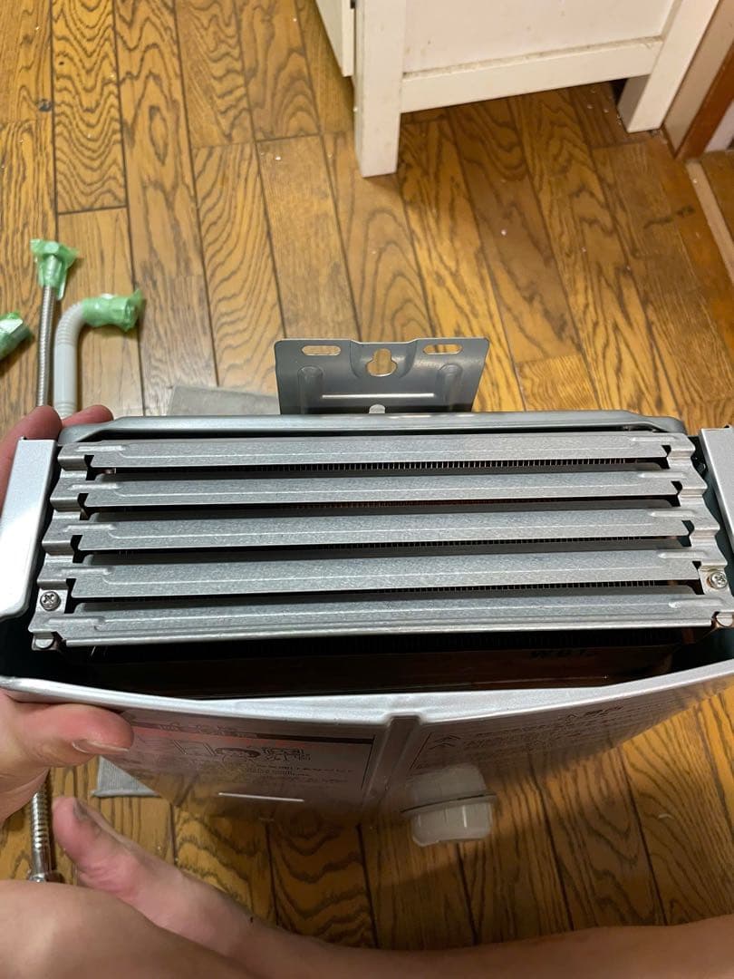 美品 Rinnai　リンナイ　湯沸器　RUS-V51WT　都市ガス用