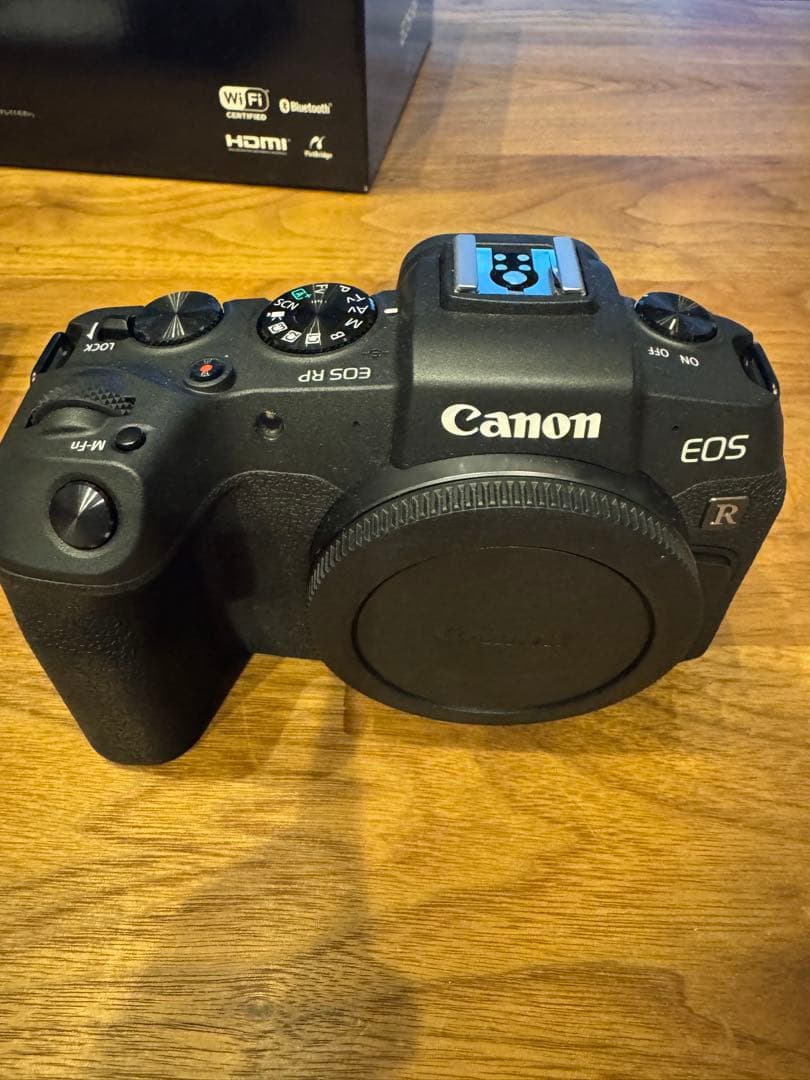 Canon EOS RP ミラーレス一眼カメラ　本体のみ