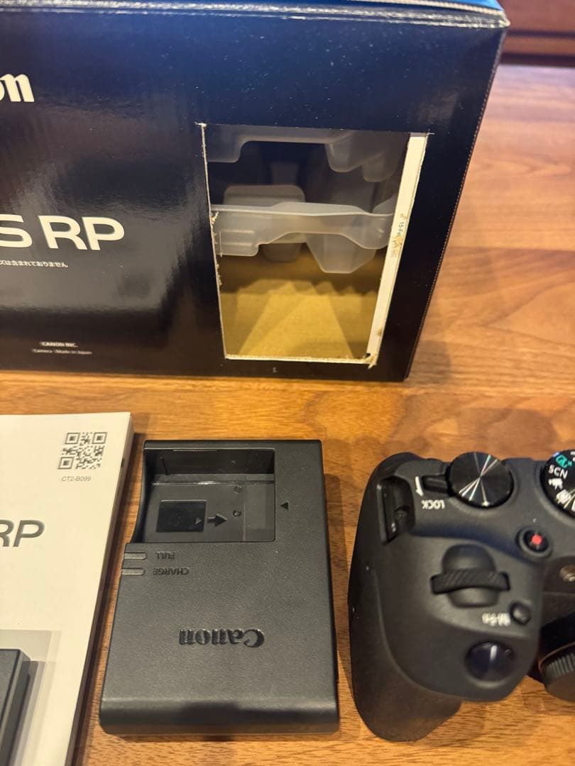 Canon EOS RP ミラーレス一眼カメラ　本体のみ