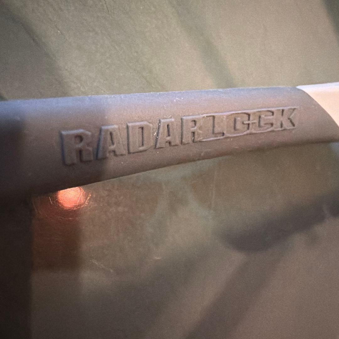 オークリー　OAKLEY レーダーロックパス　替レンズ2枚　ケース付き