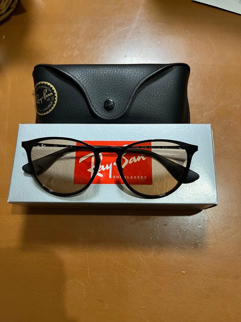 レイバン サングラス ERIKA L 調光レンズ 0RB3539