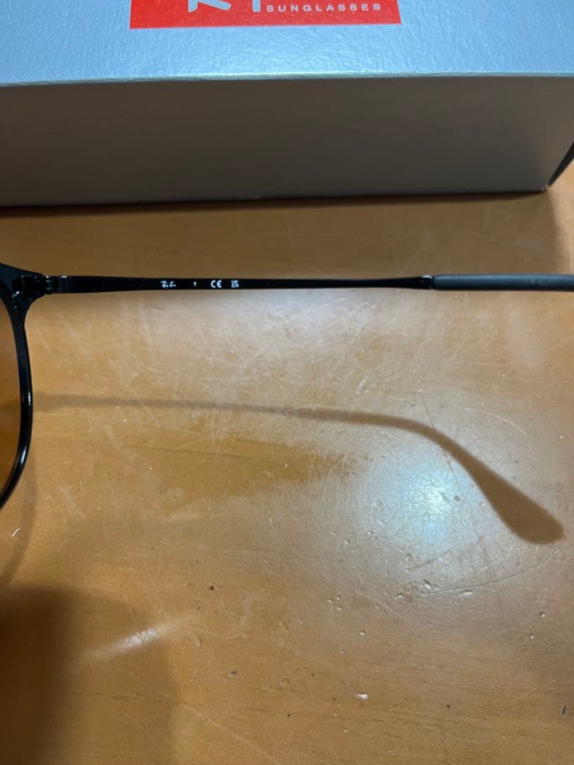 レイバン サングラス ERIKA L 調光レンズ 0RB3539