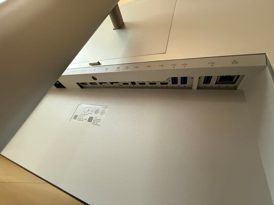 【xyz】 Dell 43インチ U4323QE 4K モニター