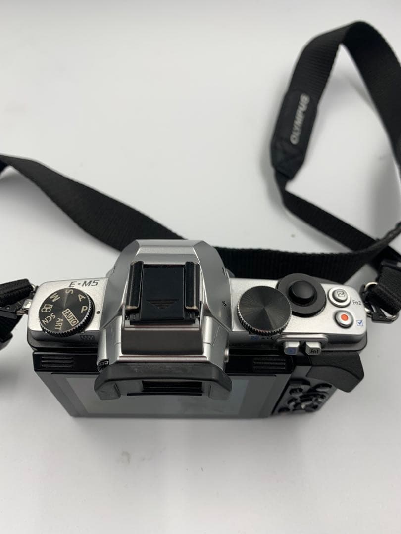 デジタルカメラ OLYMPUS OM-D E-M5 12-50mm F3.5-6.3 EZ