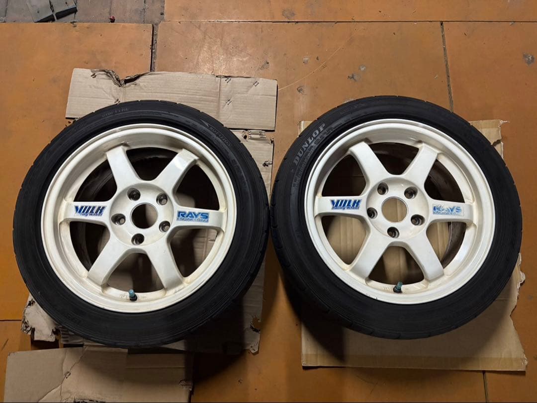 RAYS TE37 16インチ 7J＋42 195/50 DIREZZA