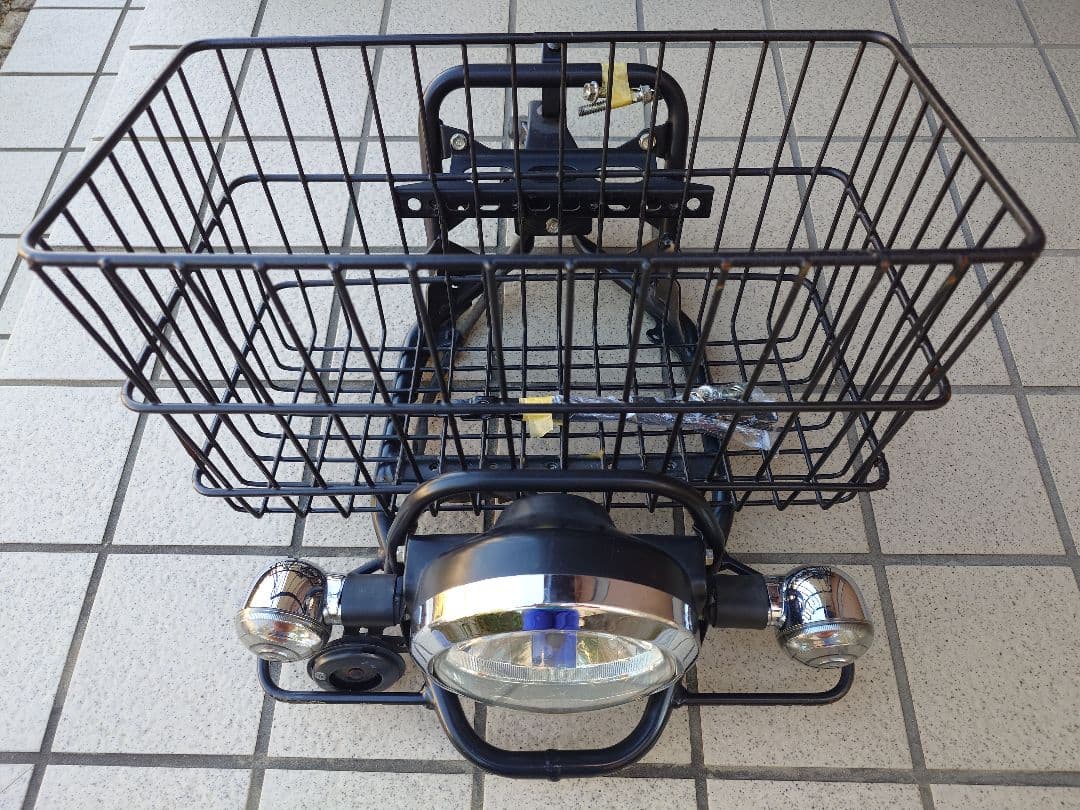 カブ50プロ AA04 ヘッドライト ウインカー 前カゴ ステー