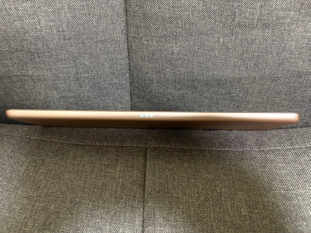 Apple iPad (第8世代) 32GB Wi-Fi モデル