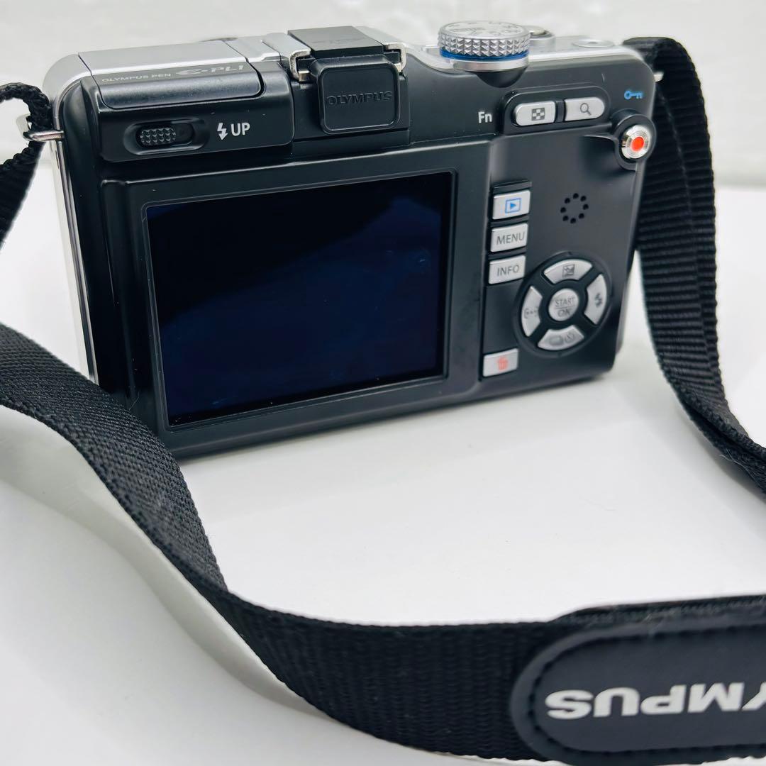 【美品】オリンパス ペン ライト E-PL1ミラーレス レンズキット