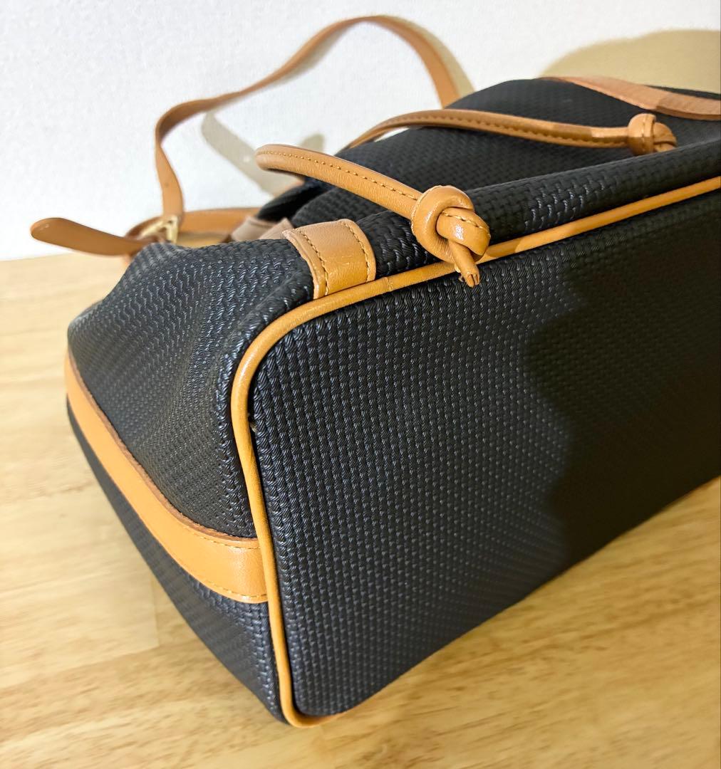 YVES SAINT LAURENT イヴサンローラン 巾着 ショルダーバッグ