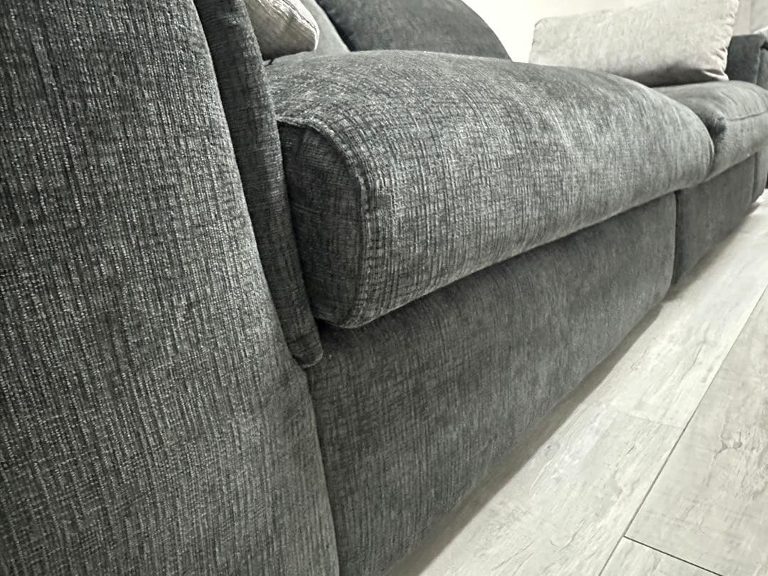 【保証期間内】ニトリ3人掛けセパレートソファ (LB04 GY) ①