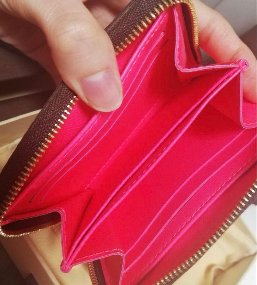 ルイヴィトン モノグラム グラフィティ ジッピーパース フューシャ