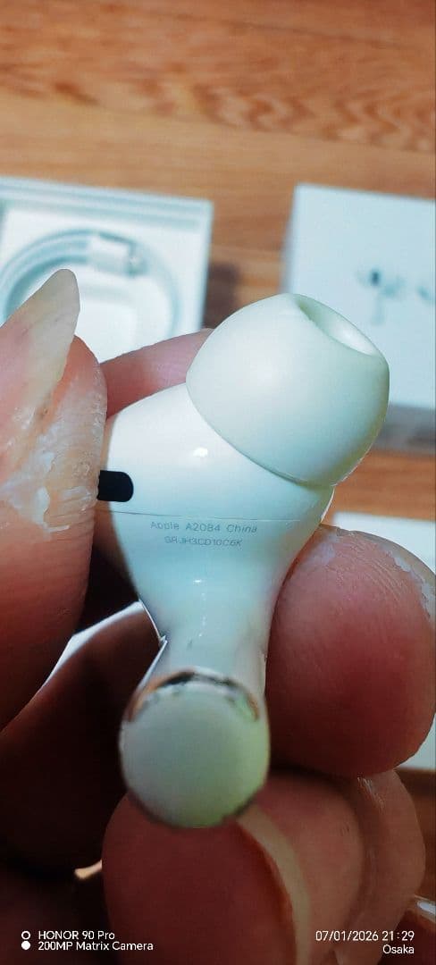 Airpods Pro 1完璧に動作しています。