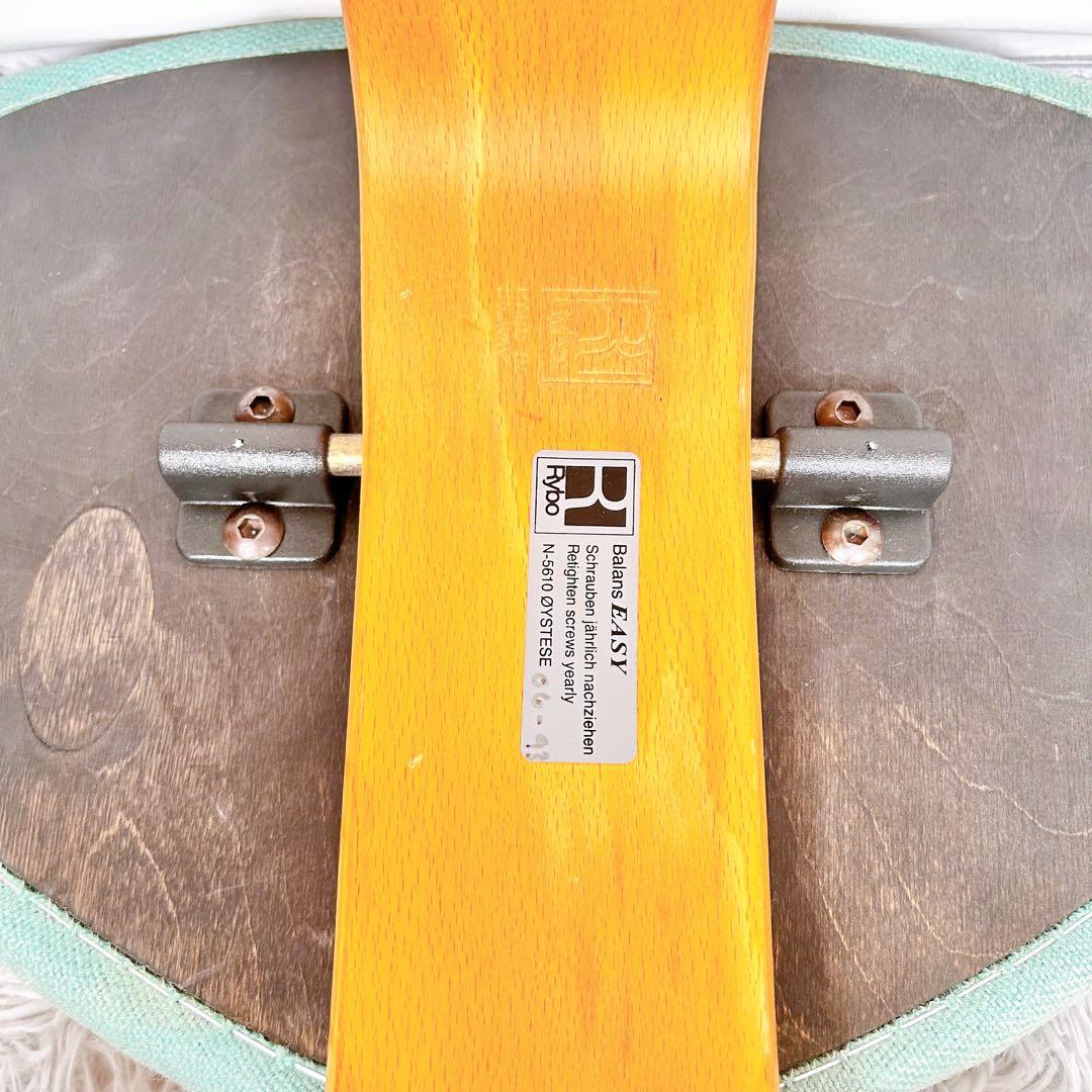 バランスリボ　Balans EASY バランスチェア 姿勢矯正チェア