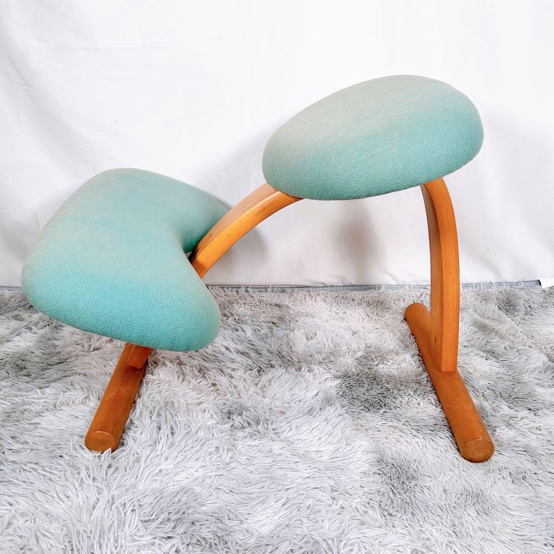 バランスリボ　Balans EASY バランスチェア 姿勢矯正チェア