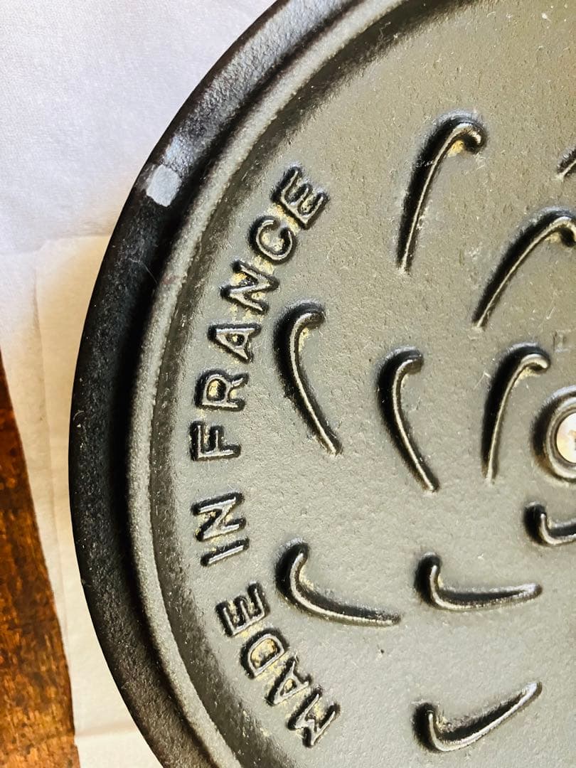 ストウブstaub　WA-NABE 16センチ　ブラック　鋳物ホーロー鍋