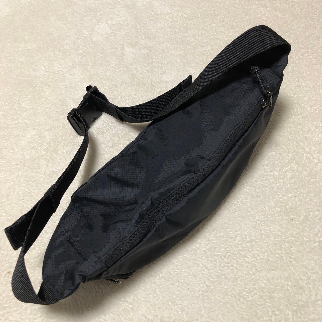 マーガレットハウエル　ミズノ　ボディバック　サコッシュ　ブラック