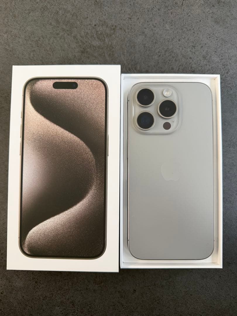 Apple iPhone 15 Pro 128GB A2848 アメリカ版