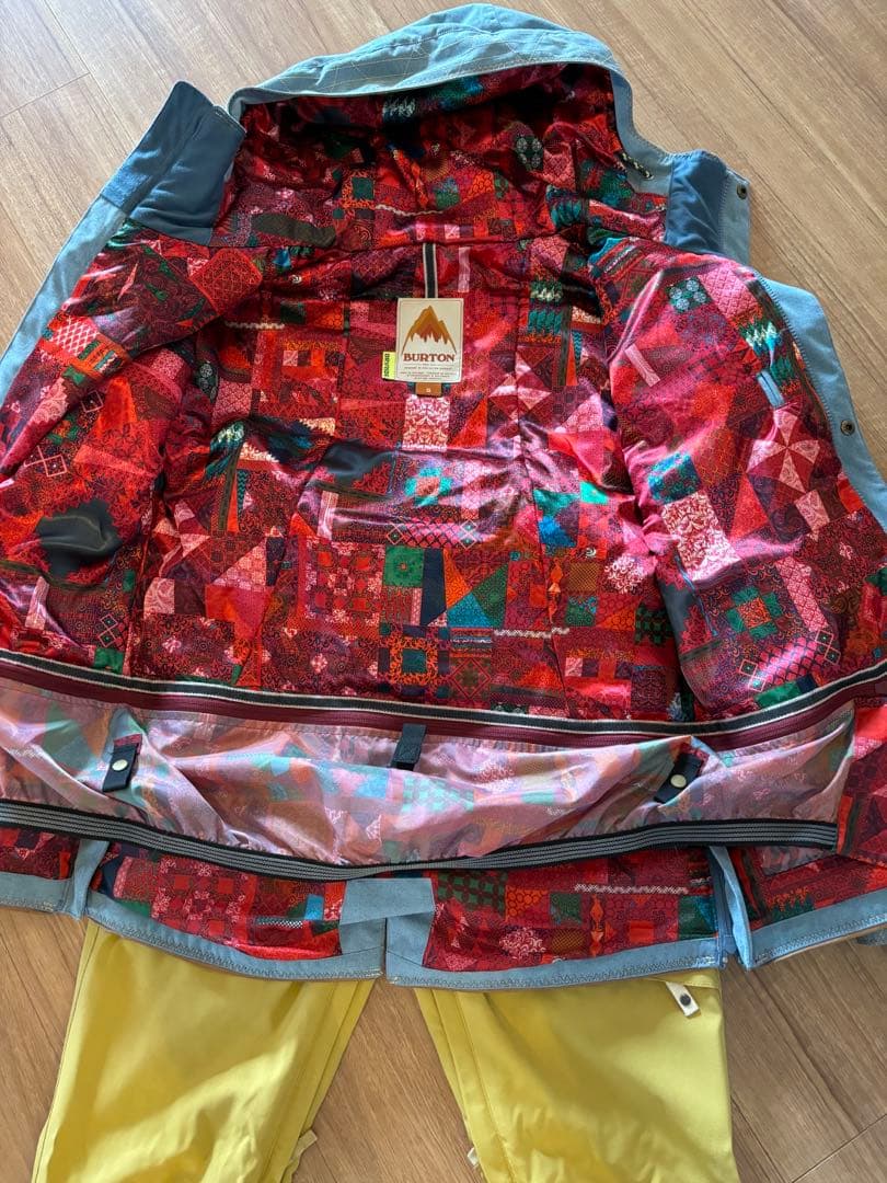 BURTON スノーボードウェア 女性用 上下セット