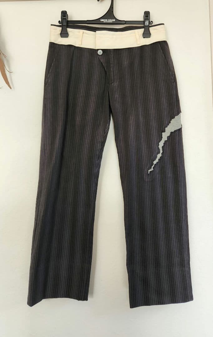 but beautiful II　目玉ボタンパンツ