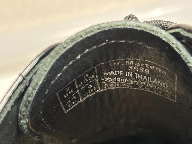 美品☆Dr.Martens　ドクターマーチン　イエローステッチブローグシューズ