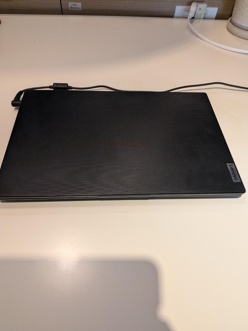 【美品】Lenovo V14 Gen 4 AMD　ブラック