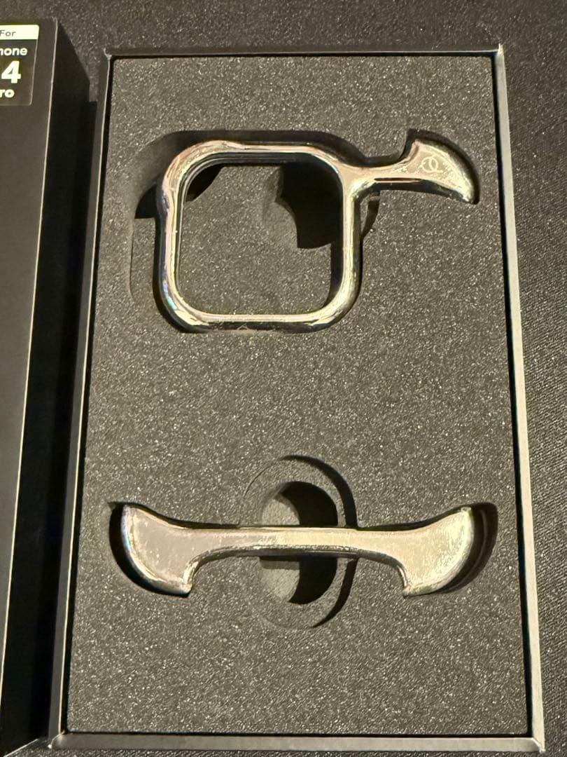 Apple iPhone 14 Pro 128GBシルバーArc Pulse付き