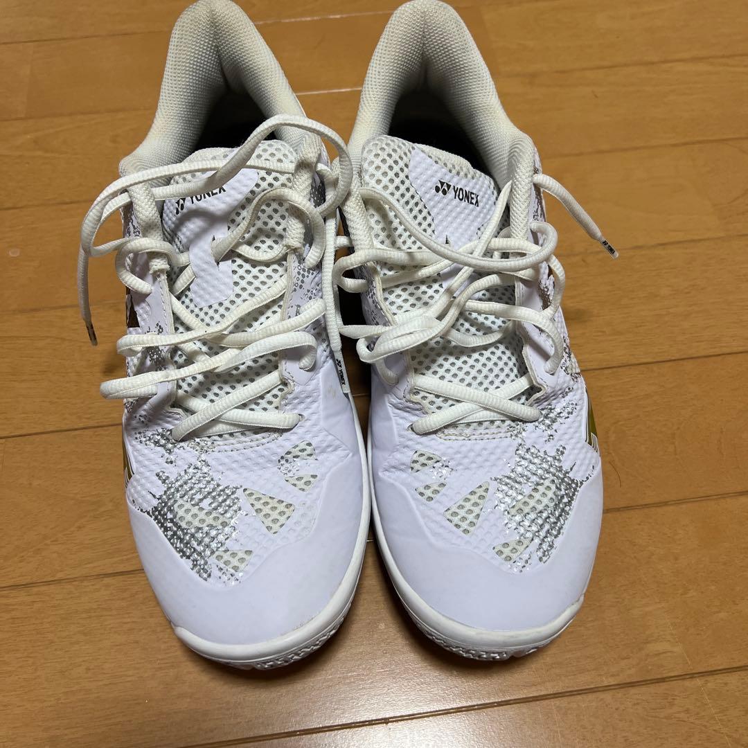 YONEX バドミントンシューズ ホワイト