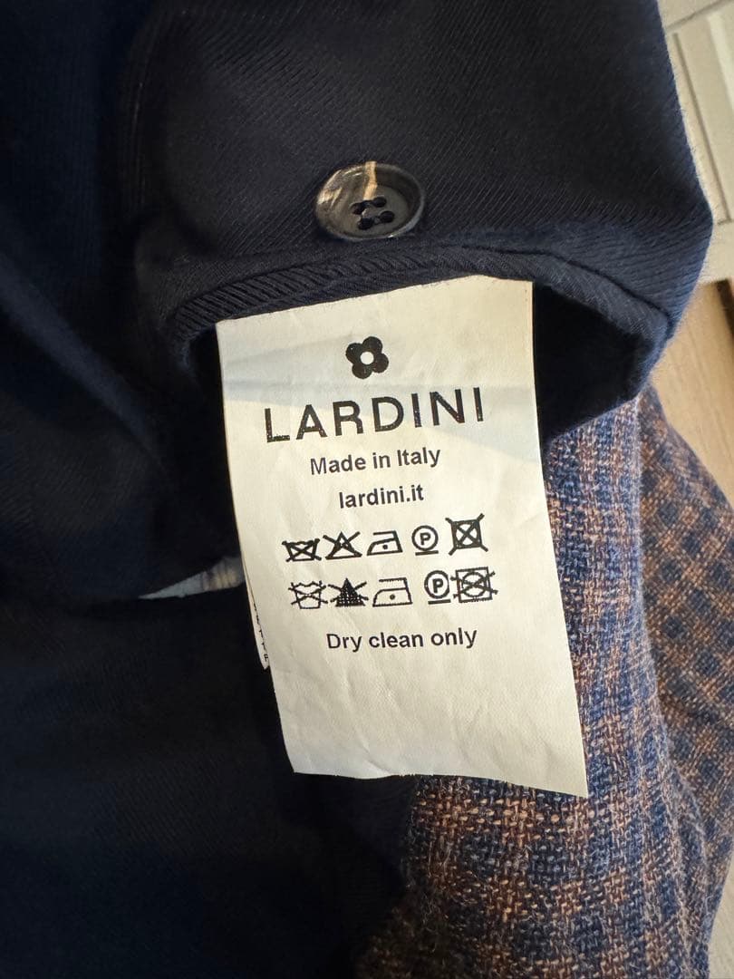 【LARDINI（ラルディーニ） 】ジャケット（サイズ44）