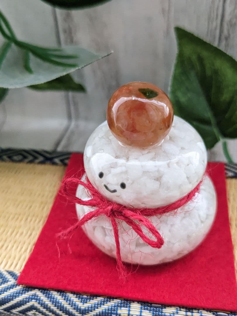 【睦月】①顔付き！かがみもちちゃん形オルゴナイト☆他２点