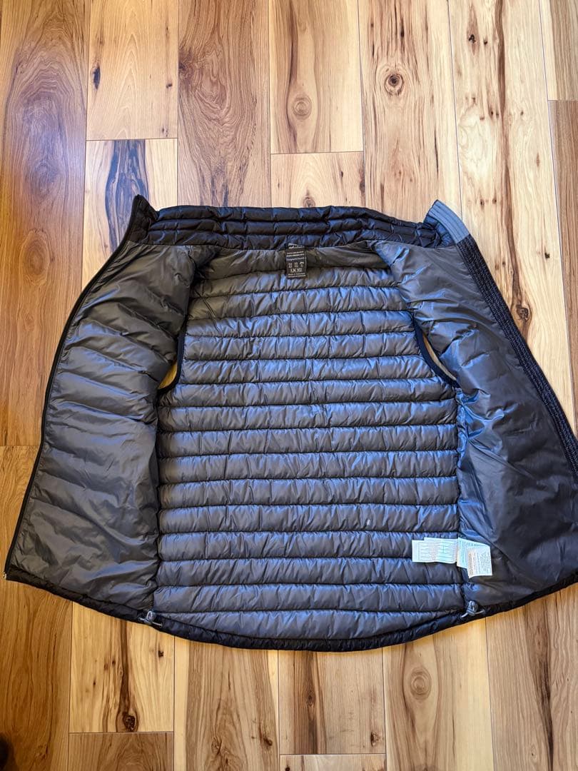 Rab （ラブ）Microlight Vestダウンベスト