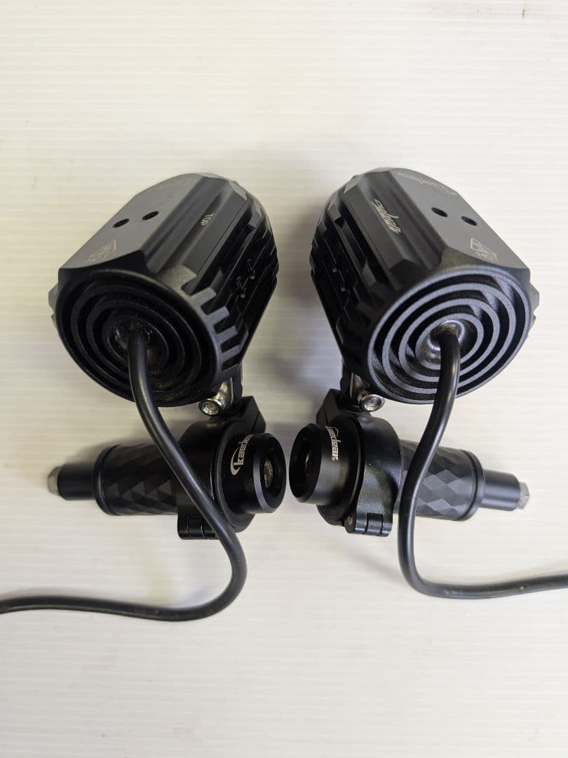 カエディア Cyber LED プロジェクターライト フォグランプ