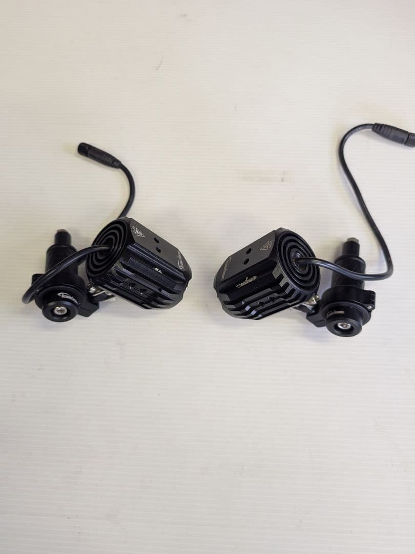 カエディア Cyber LED プロジェクターライト フォグランプ