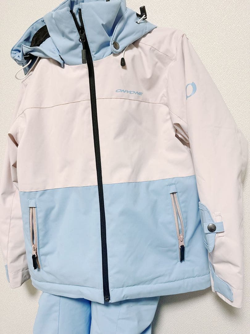 オンヨネ上下セットSサイズ　スキーウェア　スノーボーウェアONS97510