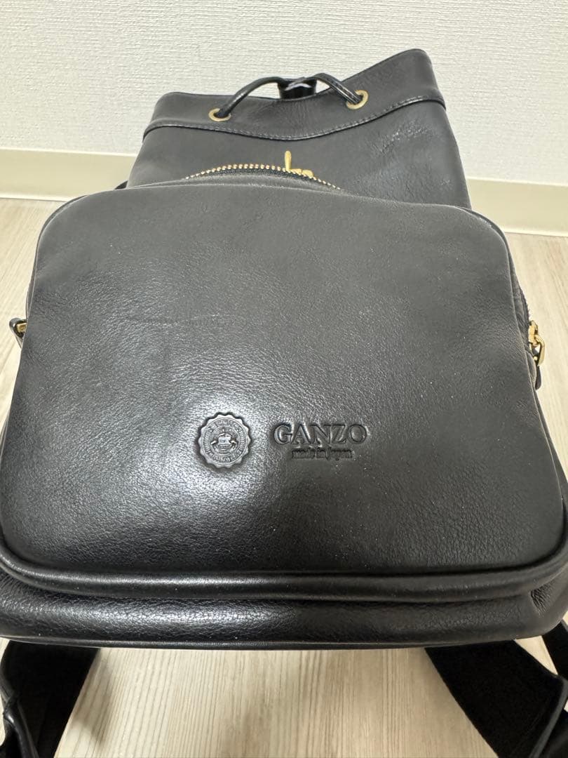 短時間使用　レザー未使用に近い　GANZO 7QS-H レザーリュック　ガンゾ