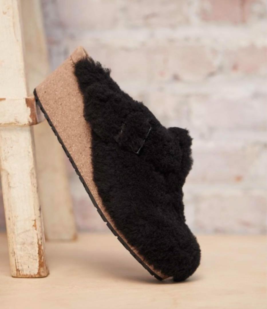 《専用》ビルケンシュトック FANNY TEDDY ボアサンダル ラムウール 黒