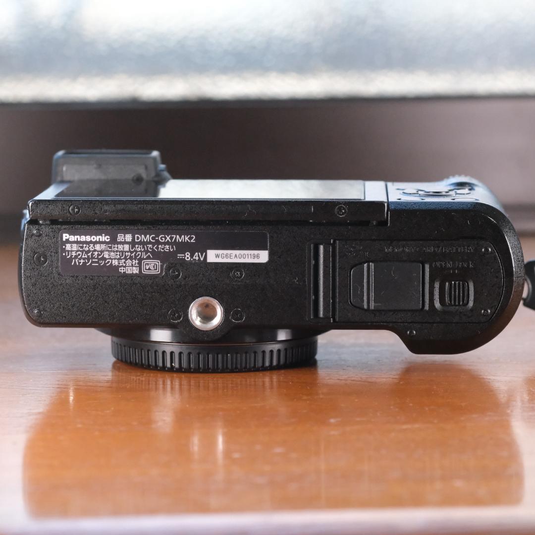 h*i様 Lumix 　DMC-GX7MK2　黒　純正グリップも！