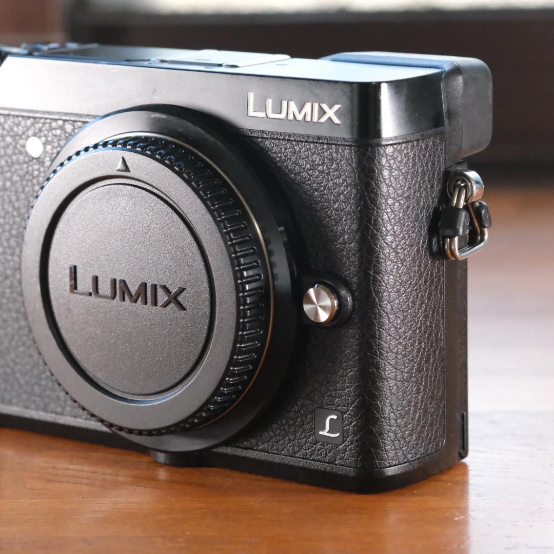 h*i様 Lumix 　DMC-GX7MK2　黒　純正グリップも！