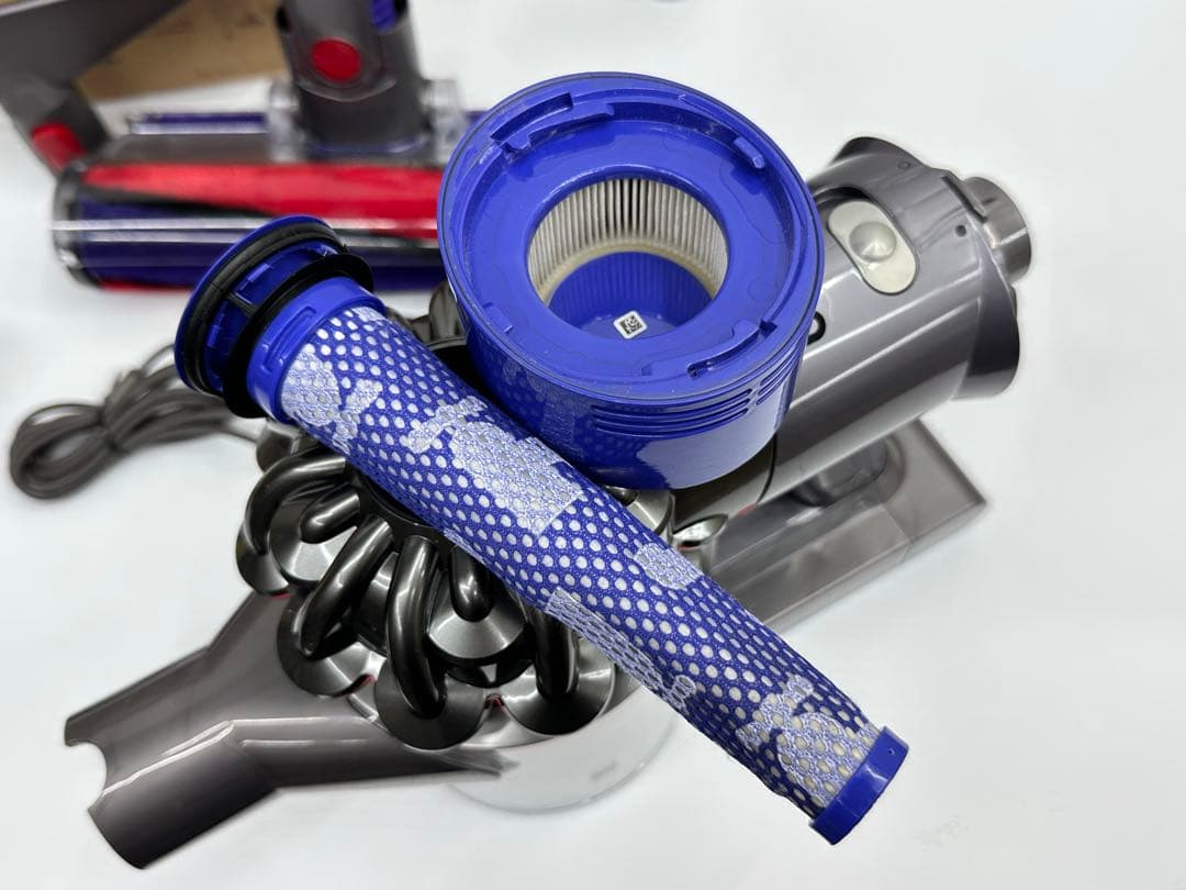 美品　ダイソン　掃除機　SV11 v7 slim 動作保証品　新品バッテリー付き