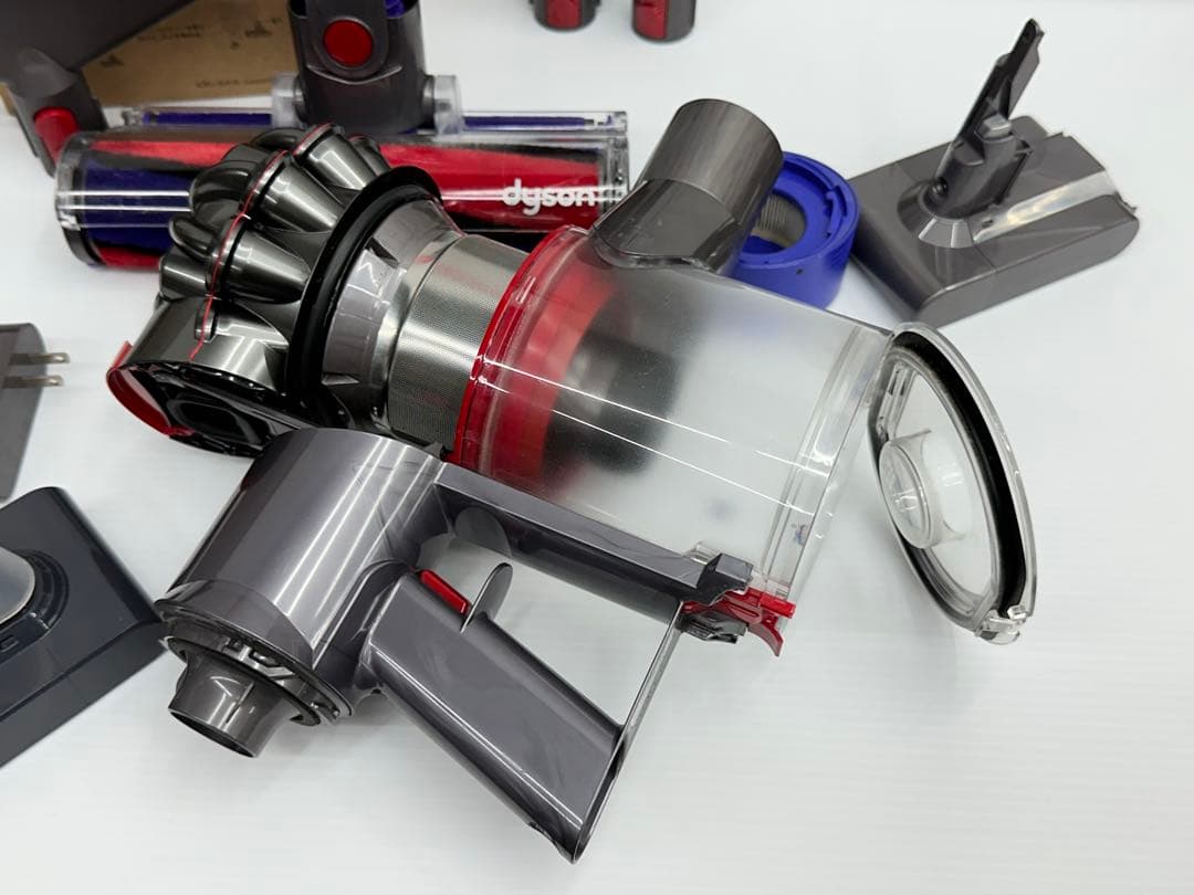 美品　ダイソン　掃除機　SV11 v7 slim 動作保証品　新品バッテリー付き