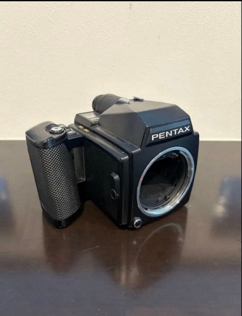 ジャンク品　通電確認済みPENTAX645 一眼レフ　中判カメラ　フィルカメラ