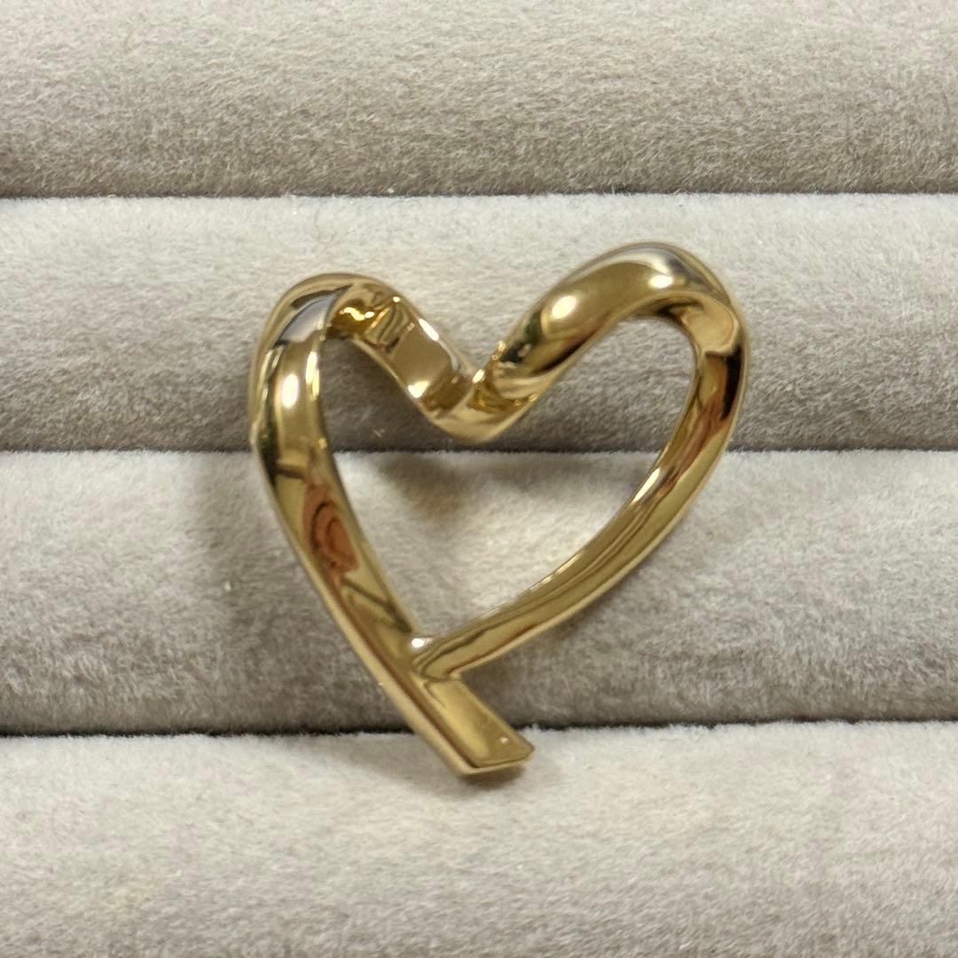 K18ペンダントトップ　チャーム　18金　ハート　両面　中空　キラキラ