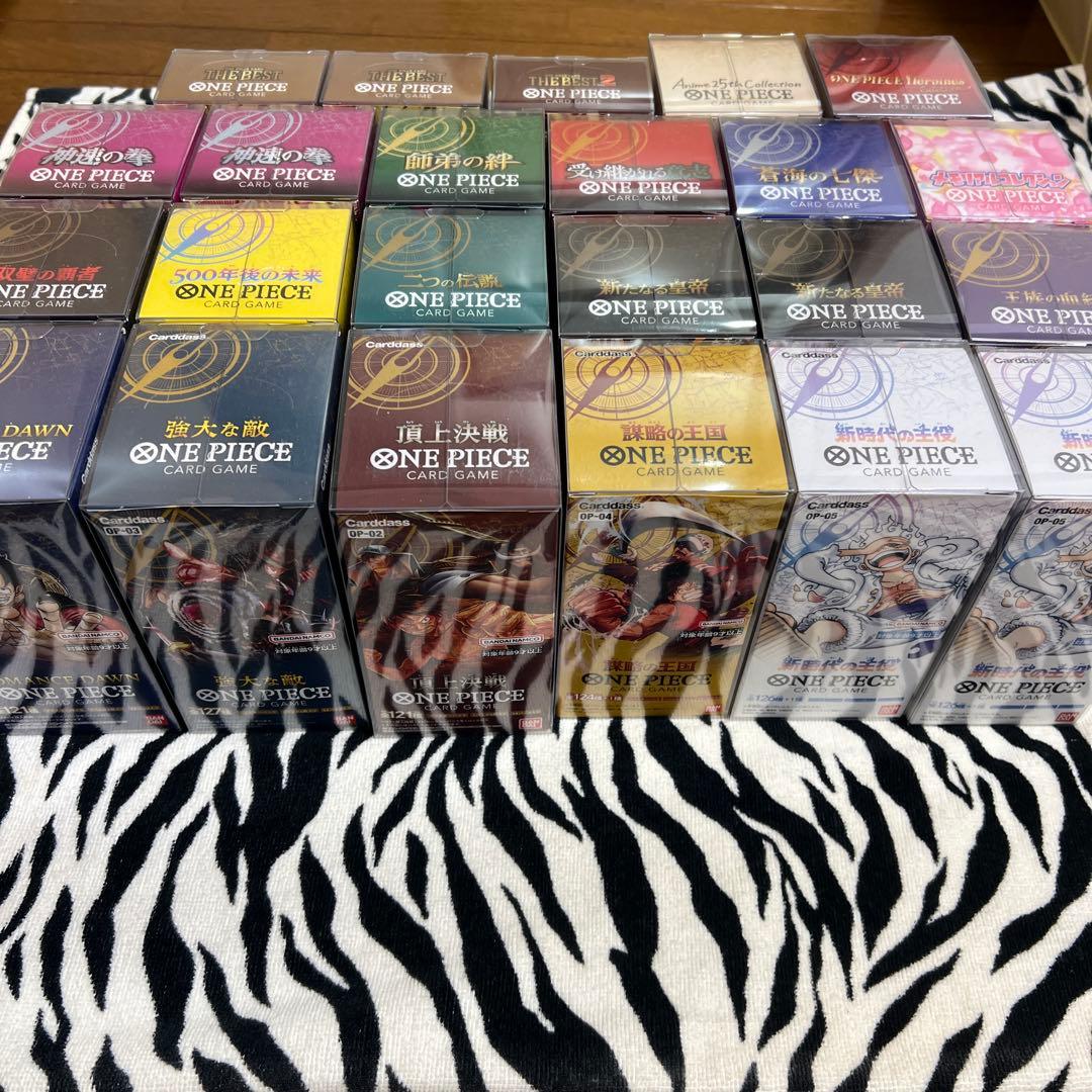 ONE PIECEカード　新品未開封boxテープ付き